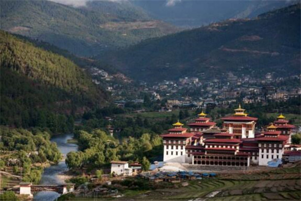 世界十大最適合單人旅行的地方 不丹上榜，拿起行囊說走就走吧