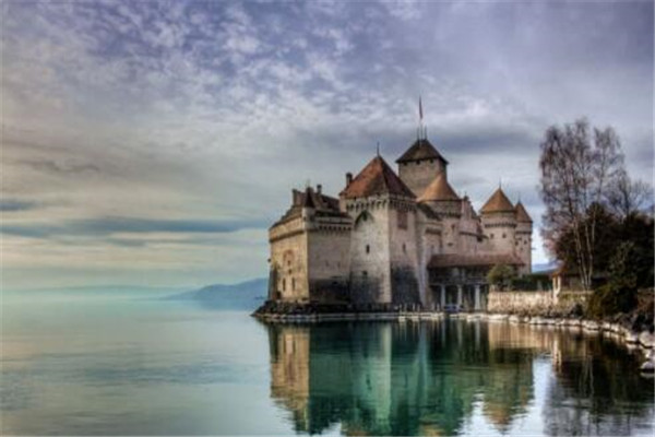 歐洲十大城堡排行榜 德國兩座上榜，有生之年一定要去個遍