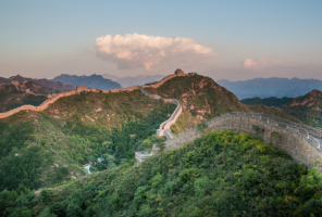 世界最長的防禦城牆：八達嶺長城(全長超1300多里)