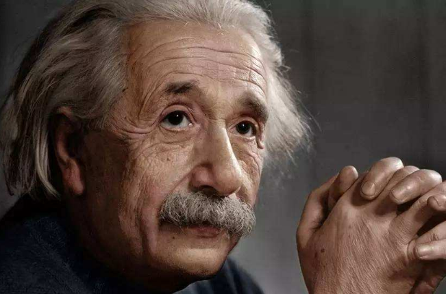 世界上十大最聰明的人 愛因斯坦僅列第七，第一為達·文西